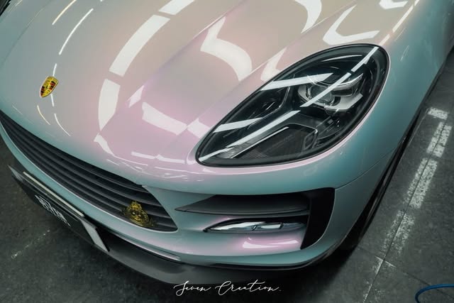 Porsche Macan color-shift wrap detail, gloss dreamy grey